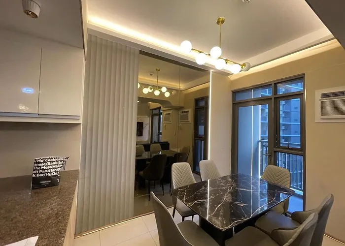 Lovely 2 Bedroom Near Airport & Okada Apartamento *