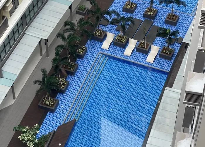 Lovely 2 Bedroom Near Airport & Okada * Manila